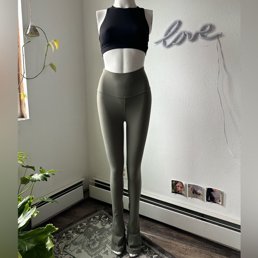 Lululemon light sage high waisted align leggings mini flares 32 length